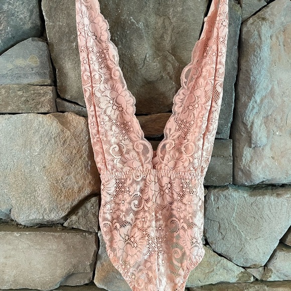 Free People-Comin' In Haht Bodysuit-Copper Rose - Picture 8 of 10